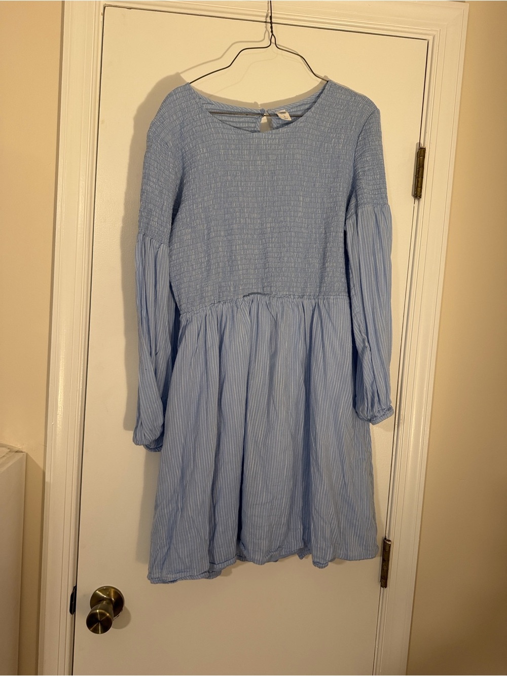 Old Navy Light Blue Smocked Long-Sleeve Dress size L